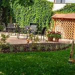 Guest house Vezicka 3*