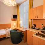 Vezicka Guest house 3*