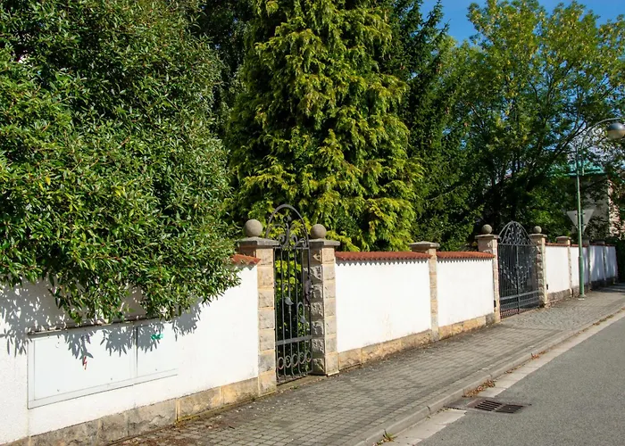 Konukevi Vezicka Lázně Bělohrad